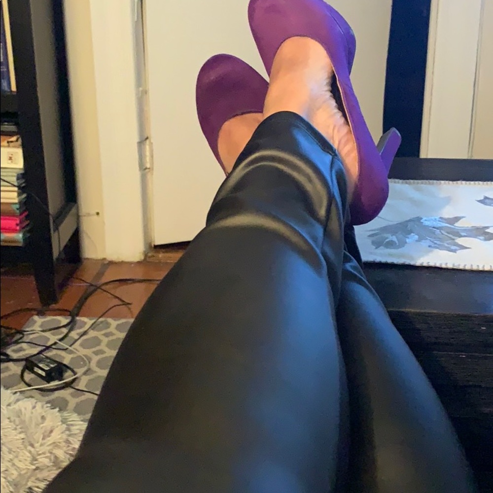 Women’s Faux Leather Leggings